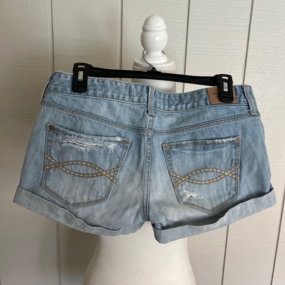 Abercrombie & Fitch Distressed Denim Shorts - Picture 2 of 4